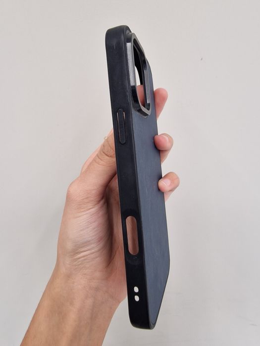 Айфон 16 про макс чехол