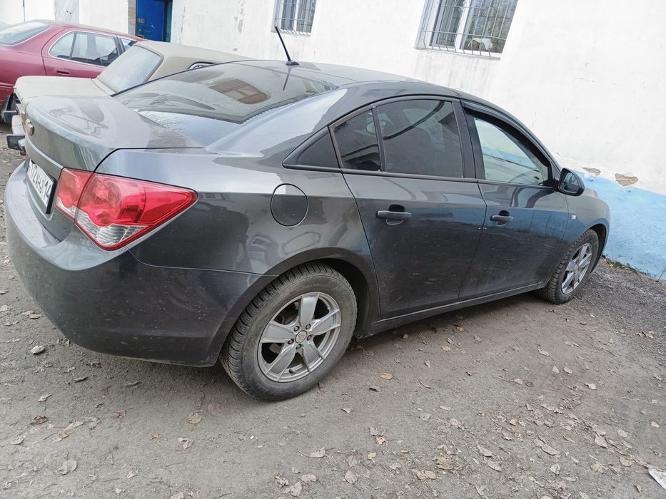 Продам Chevrolet cruze