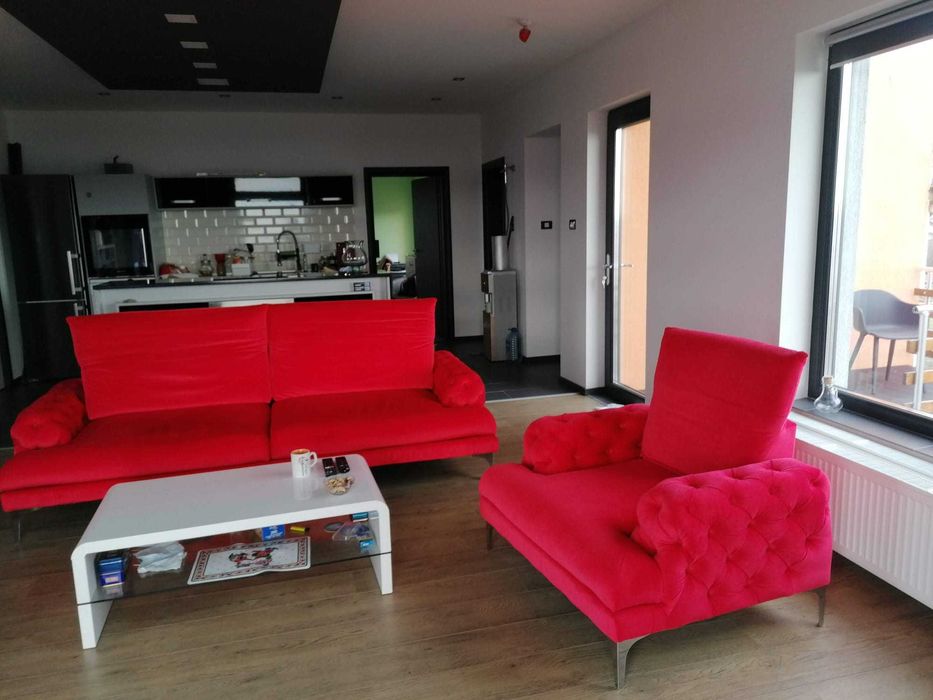 Canapea 2+1 plus taburet