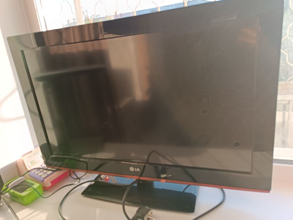 Продам телевизор