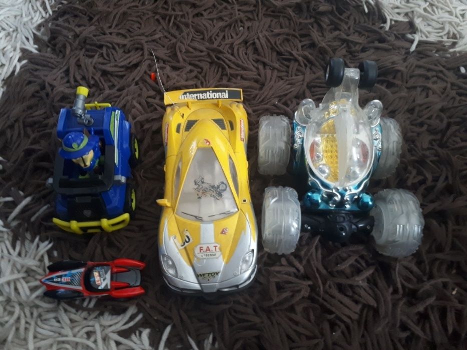 Машинки с пультом управления