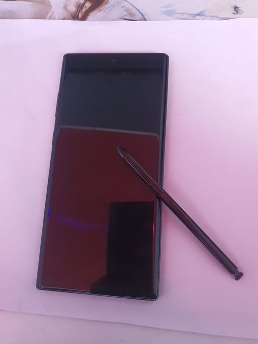 Vând telefon note 10 plus