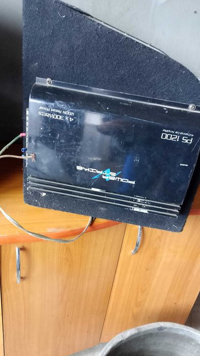 Vand statie tun de bass si navigatie in perfecta stare de functionare