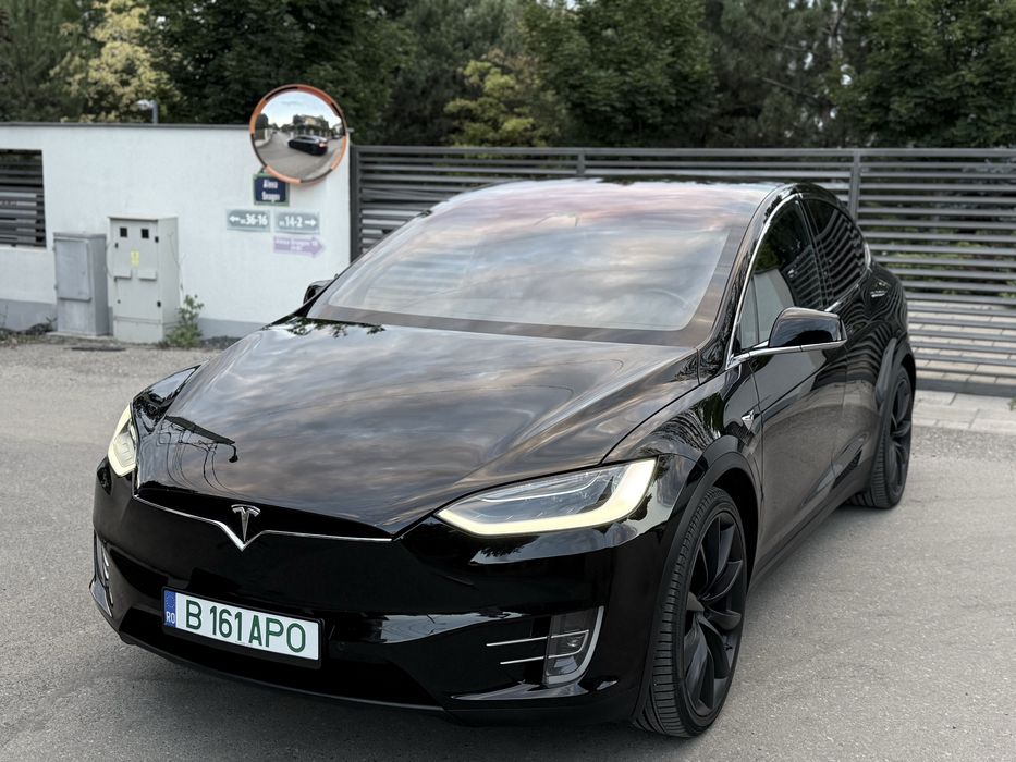 TESLA Model X 2018 — imagine 2