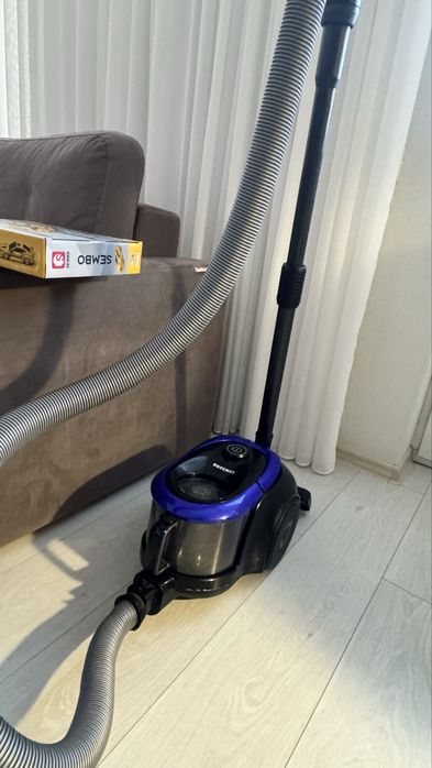 Продам пылесос samsung