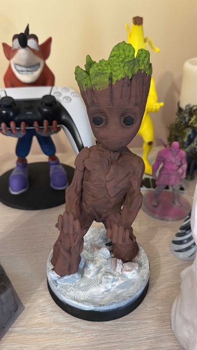 Suport controller PS5 Groot (Marvel) – pictat manual