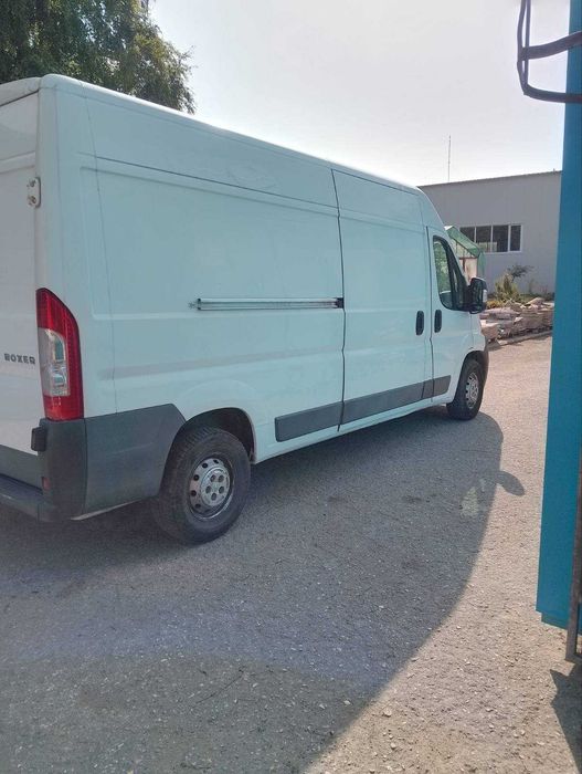 Продавам Микробус Peugeot Boxer Дълга база 3,5т 2.2 120кс. 2011г.