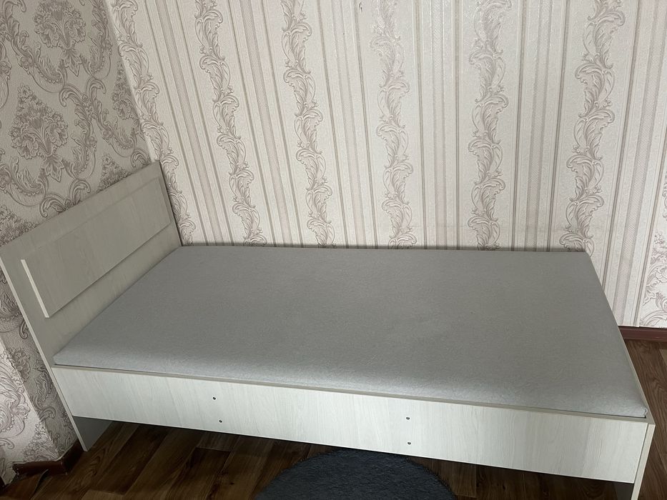 Срочно продам кровать новая