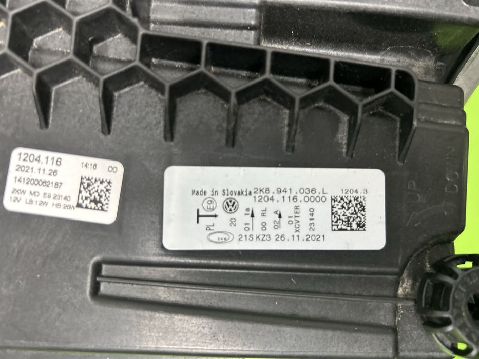 Far VW Caddy mk5 full led adaptiv 2023-2025