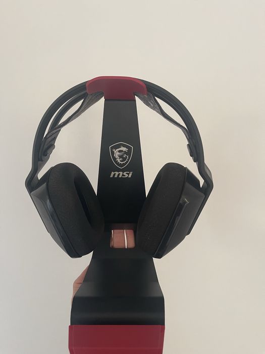 Поставка за слушалки