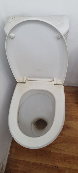 Продам унитаз б/у