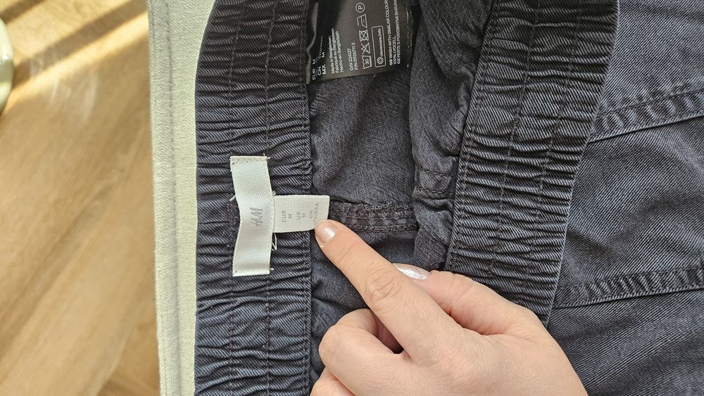 H&M Лек спортен дънков панталон, М размер