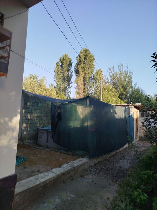 Xovli sotiladi Qibray tumani Salar shaharchasida