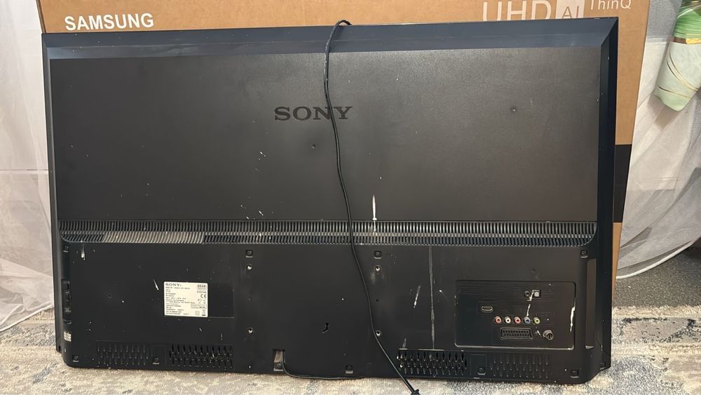 Продам телевизор SONY