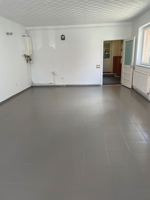 Spatiu de inchiriat