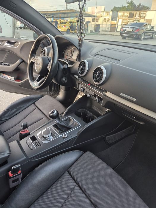 Audi A3 S-Line - Limousine