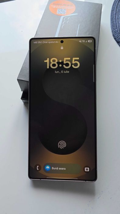 Vând Samsung S25 Ultra - 512 GB, doar 170 cicluri incărcare