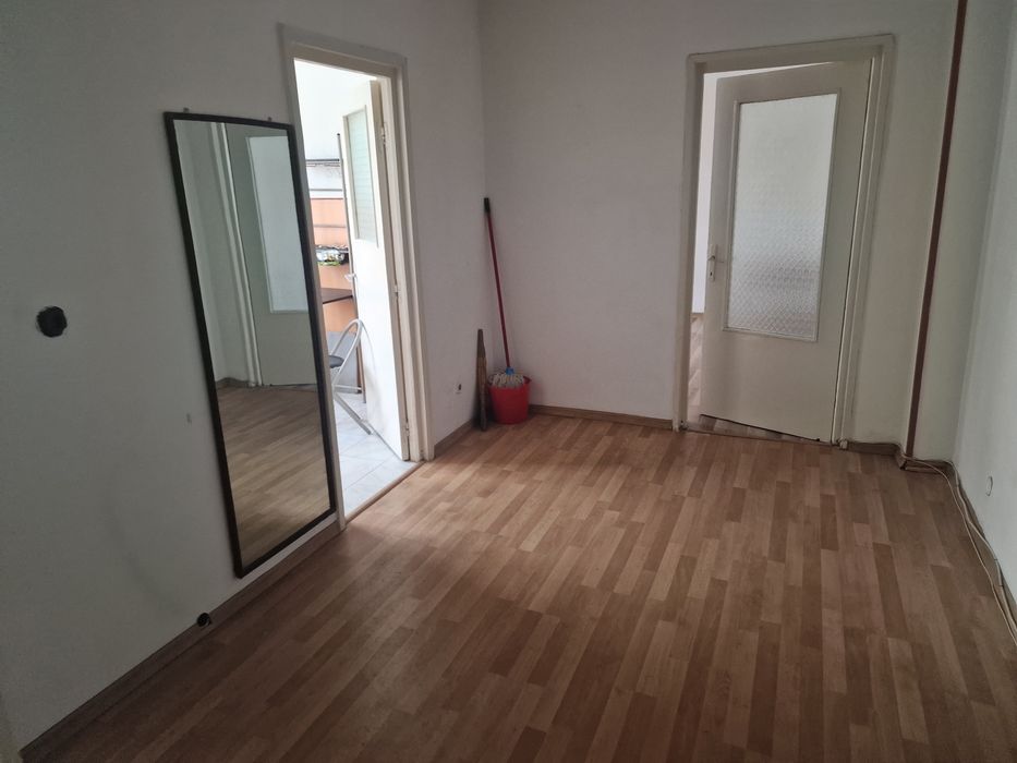 Ap 1 camera, centru,decomandat,40mp,centrala termopane