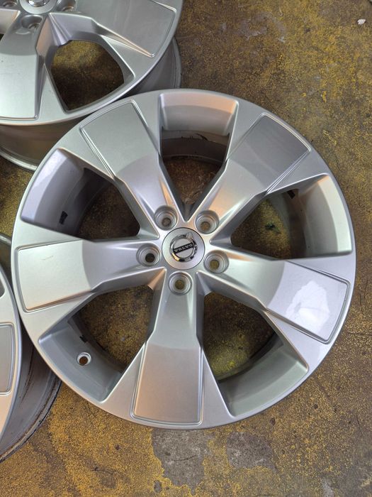 4 Jante Aliaj 5x108 18'' OEM VOLVO V40 V60 V80 S40 S60 S80 XC40 XC60 XC70 - 7.5J ET 50.5 !