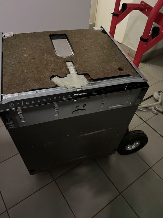 Съдомиялна за вграждане Miele G 7360 SCVi 60 см.