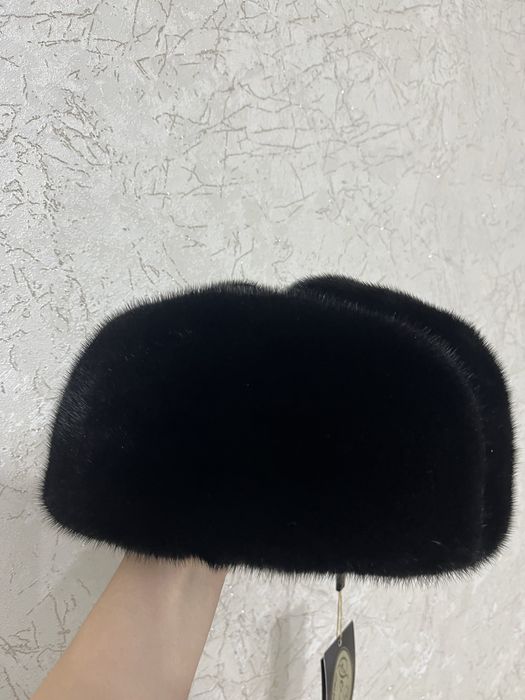 Продам норковую шапку ,размер 60