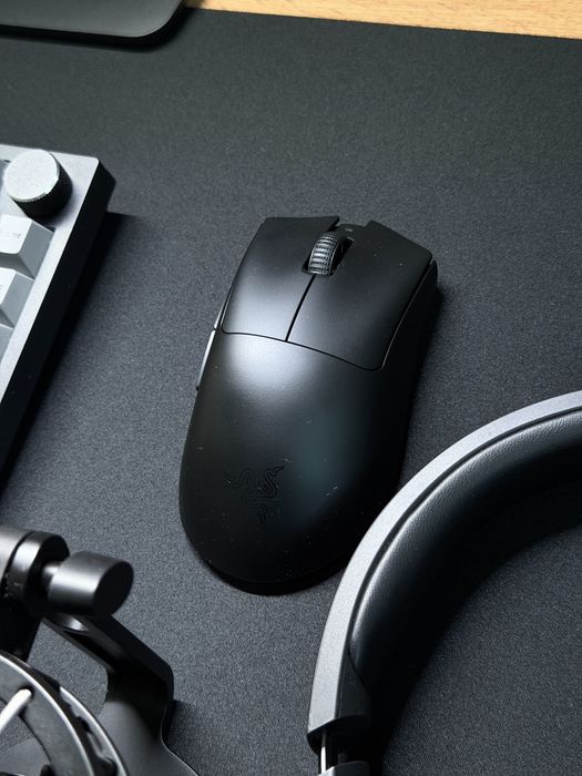 Asus Rog Scar 18 RTX 5090 в комплекте