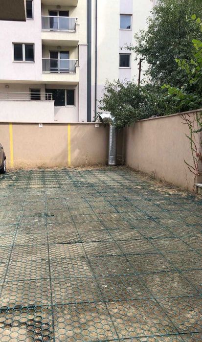 Паркомясто под наем