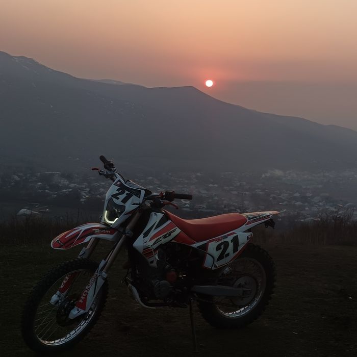 Продам Эндуро 250куб