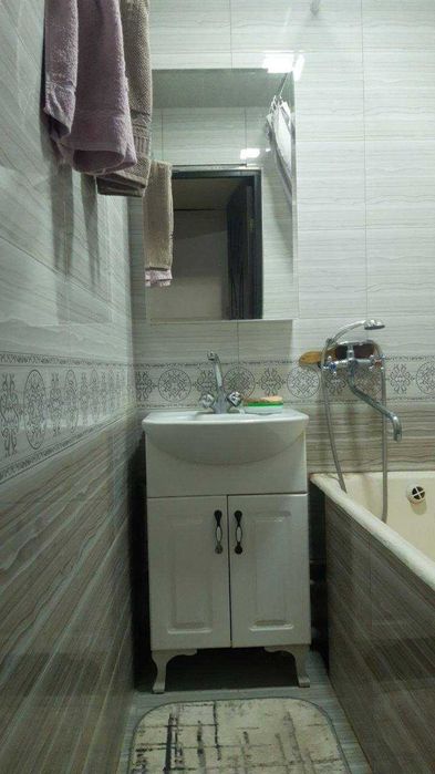 Продается Квартира Тансикбаев-3,  3/5/5, 70кв.м.