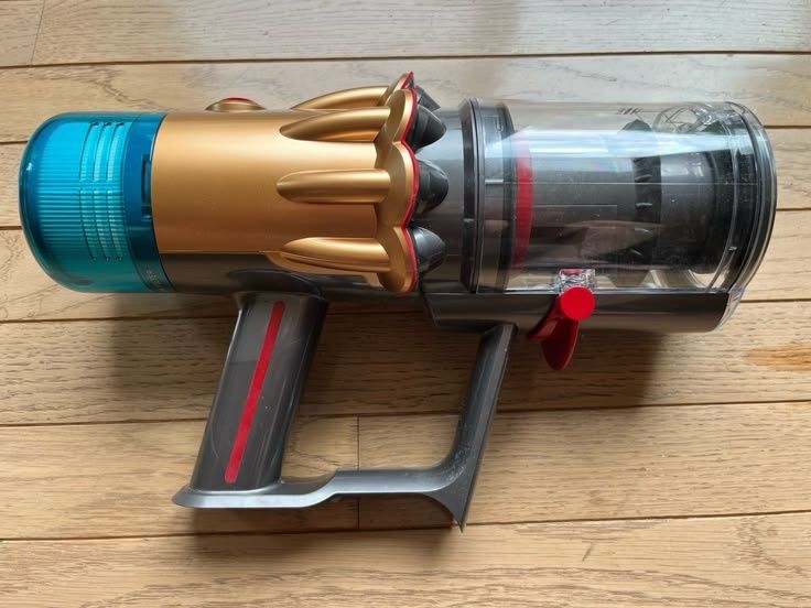 Dyson V12 Slim Absolute — лёгкий, мощный и удобный