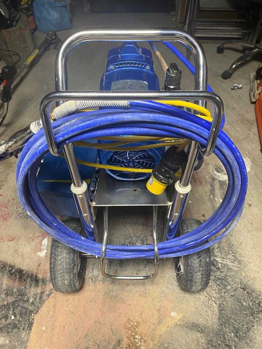 Vand pompa de vopsit Graco folosita pe santiere in Anglia