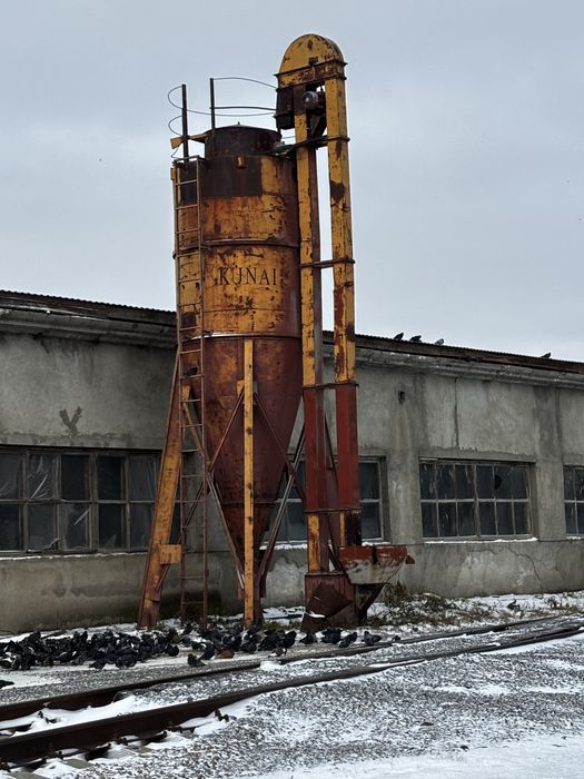 Продам силос, емкости, бункеры