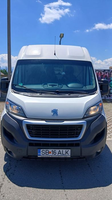 Vând Peugeot Boxer an 2020 intreținut
