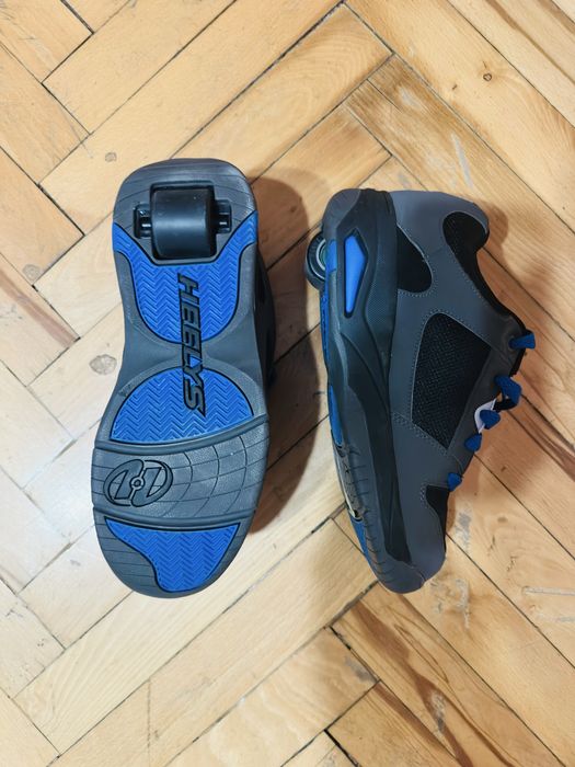 Heelys обувки.