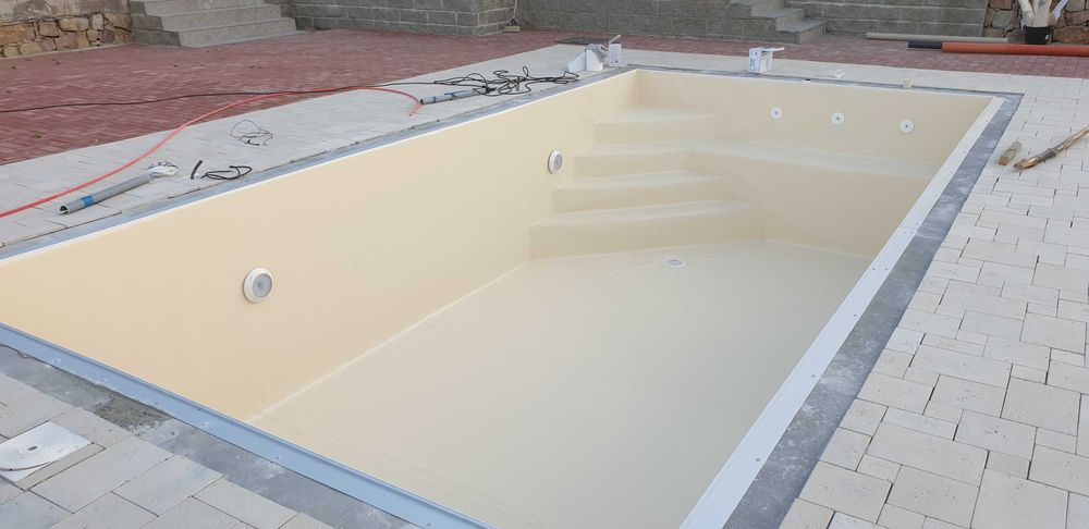 Montaj și Sudură Liner PVC pentru Piscine