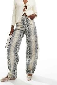 Bershka,бершка панталон дънки принт .