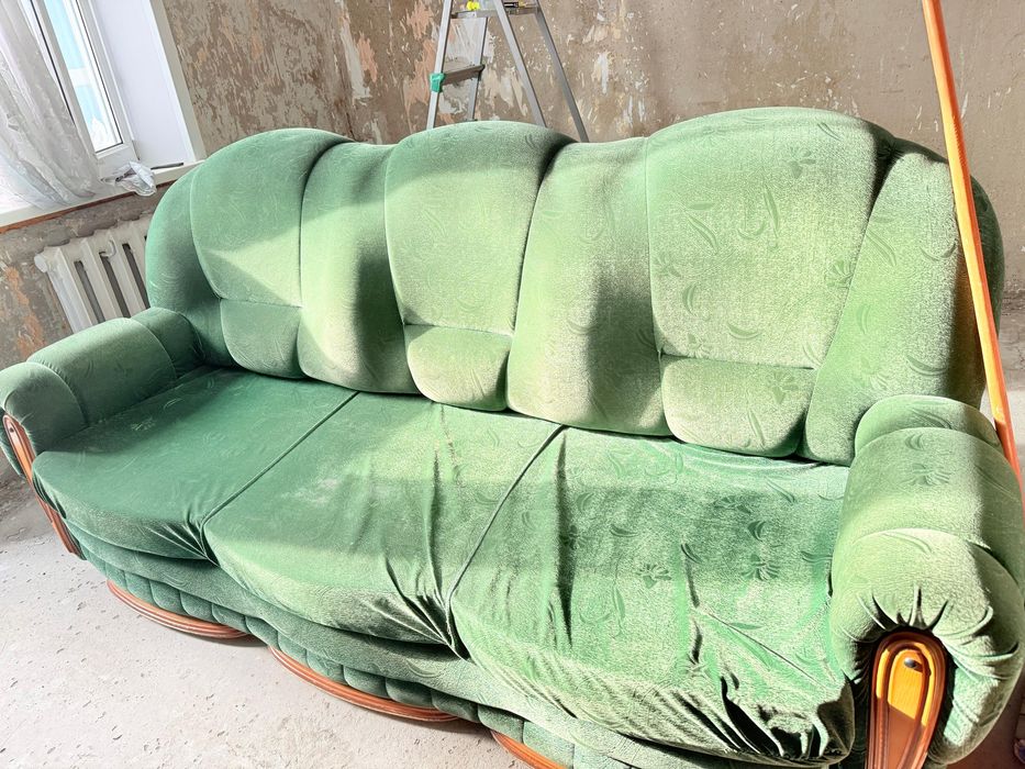 Продам мягкий уголок