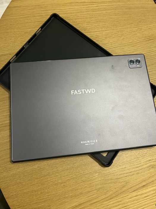 Tableta Android FASTWD T181 cu defect