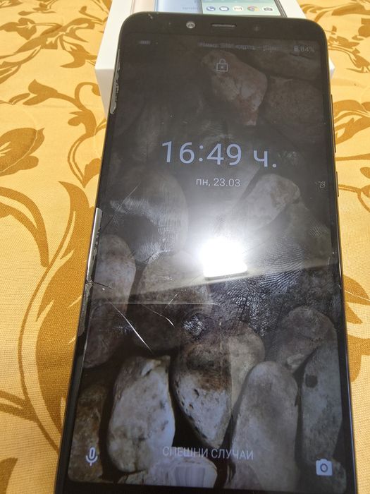 Xiaomi MI A2 Телефон