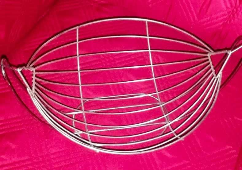 Метална фруктиера-люлка