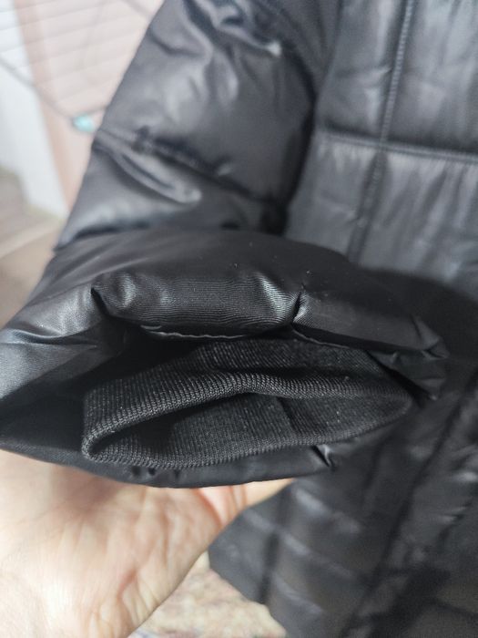 Продается зимний пуховик