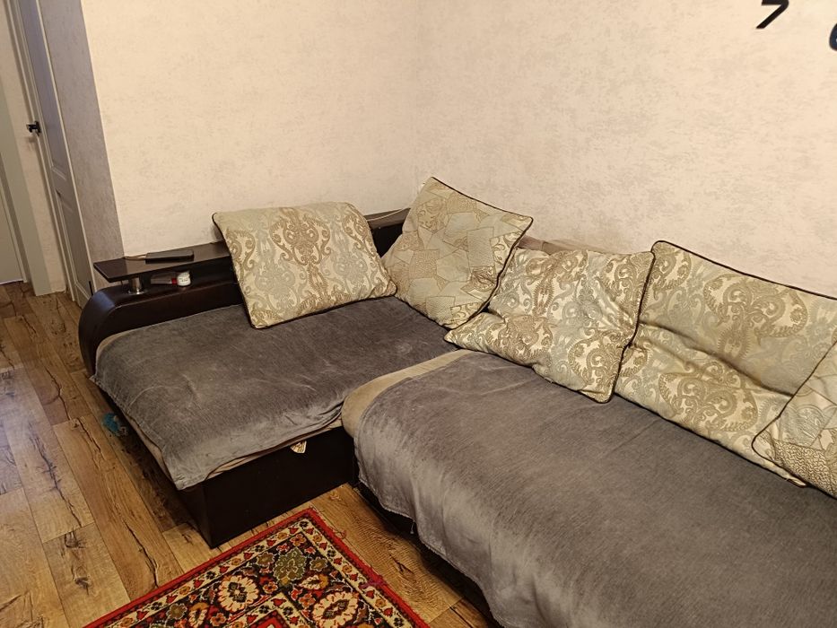 Продам угловой диван