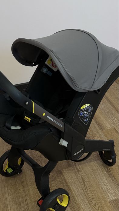 Продам коляску-автокресло Doona simple parenting