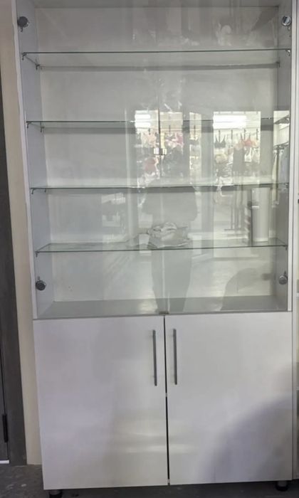 Шкаф для салонов красоты