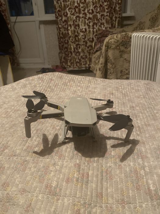 Дрон Dji mini 4k без пульта