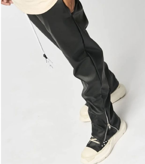 vand pantalonii de piele young rich white