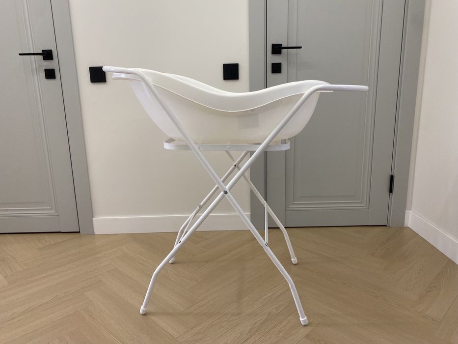 Ванна для ребенка на подставке