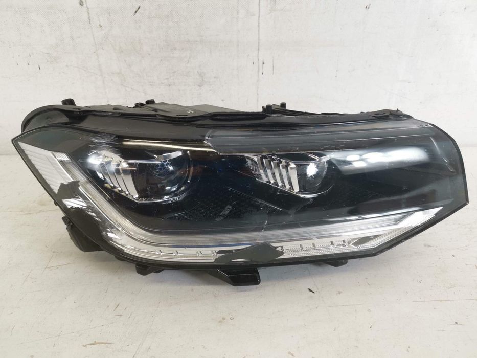 Десен фар Пълен Лед Волксваген / Volkswagen T-Cross 1 Оригинален Повре