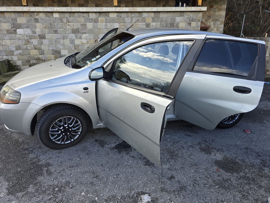 Chevrolet kalos 2005 година на части