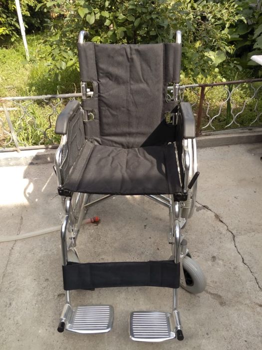 Инвалидная коляска для взрослых